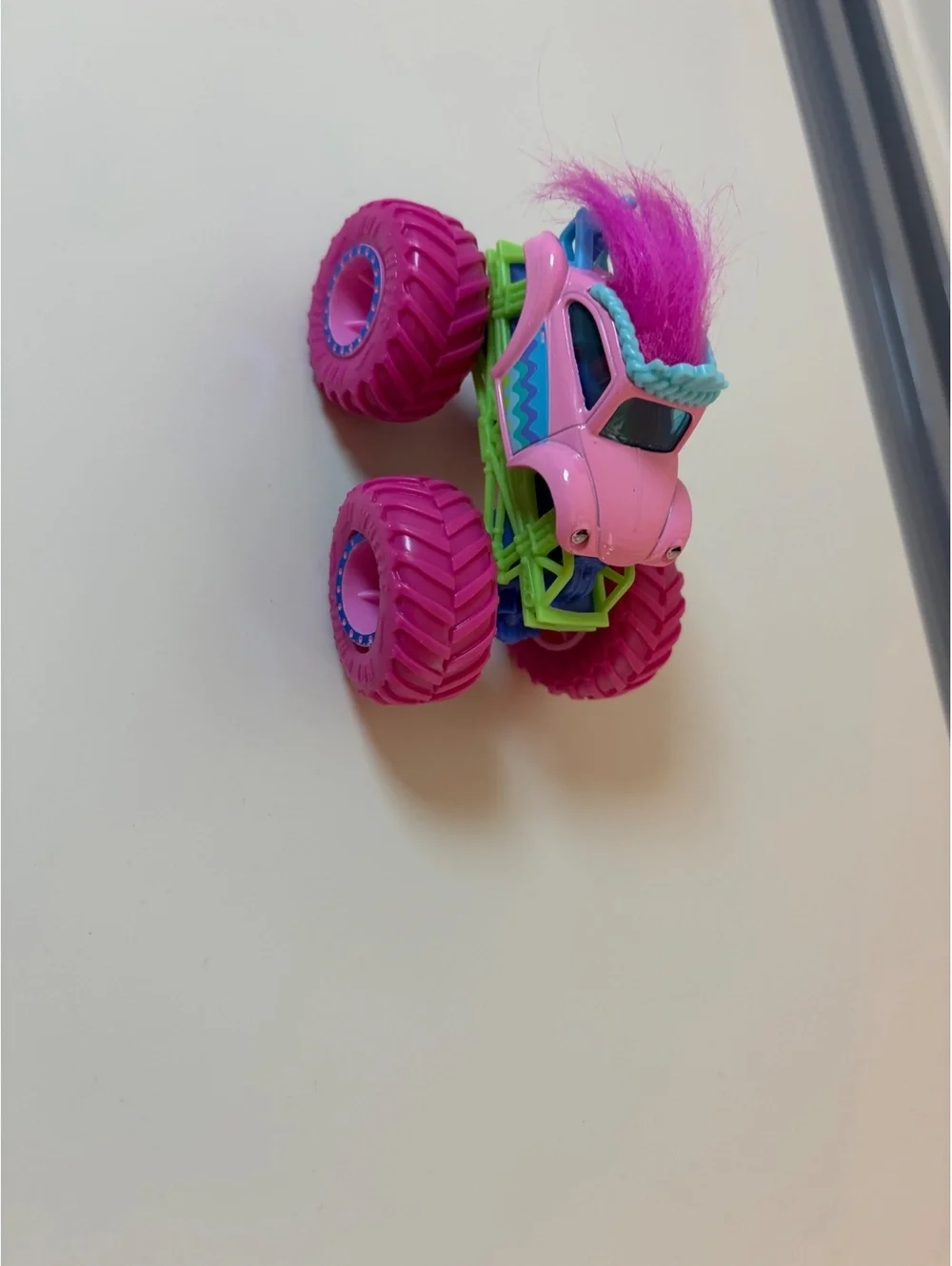 Hot Wheels Monster Truck Pink poppy Hairy Toy Car